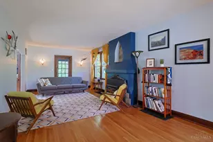 1649 Robinson Cir, Cincinnati, OH 45223 - Photo 8
