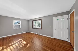 7761 Pippin Rd, Colerain Township, OH 45239 - Photo 2