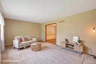 2865 Countrylake Dr, Cincinnati, OH 45233 - Photo 6