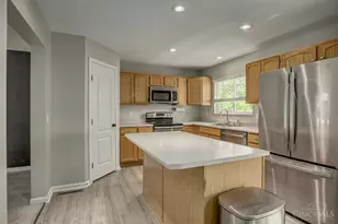 1267 Mills Pointe Ct, Union Township, OH 45103 - Photo 10
