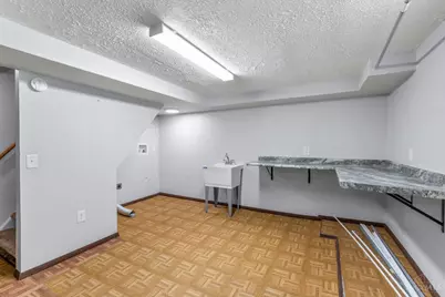 6916 Kleindale Avenue, Cincinnati, OH 45231 - Photo 30