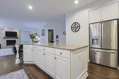 955 Palomar Drive, Miami Township, OH 45140 - Photo 16