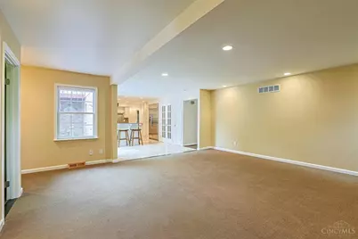 9960 Walnutridge Court, Symmes Township, OH 45242 - Photo 12