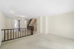 10845 Lake Thames Dr, Sycamore Township, OH 45242 - Photo 6