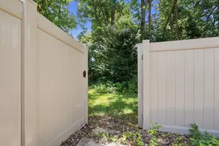 10845 Lake Thames Dr, Sycamore Township, OH 45242 - Photo 36