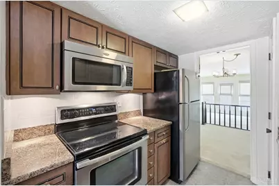 10845 Lake Thames Drive, Sycamore Township, OH 45242 - Photo 12
