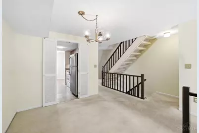 10845 Lake Thames Drive, Sycamore Township, OH 45242 - Photo 8
