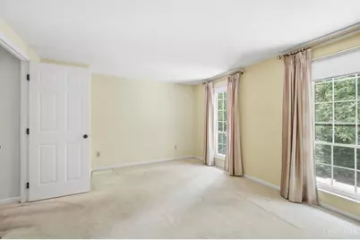 10845 Lake Thames Drive, Sycamore Township, OH 45242 - Photo 18