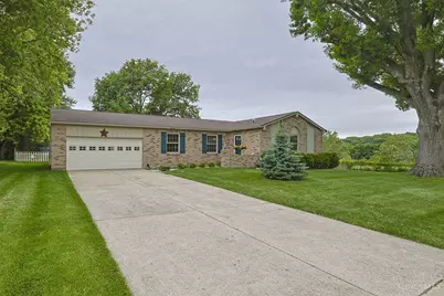2061 Edinburg Lane, Fairfield, OH 45014 - Photo 2