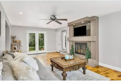 9181 Sunderland Way, West Chester, OH 45069 - Photo 14