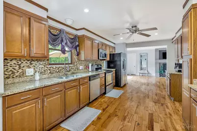 9181 Sunderland Way, West Chester, OH 45069 - Photo 8