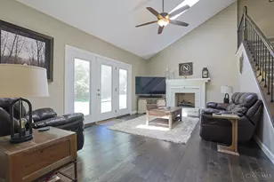 857 Cannes Ct, Miami Township, OH 45140 - Photo 10