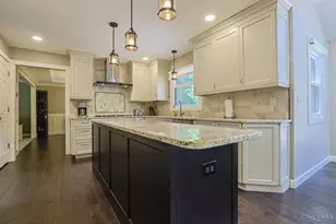 857 Cannes Ct, Miami Township, OH 45140 - Photo 20