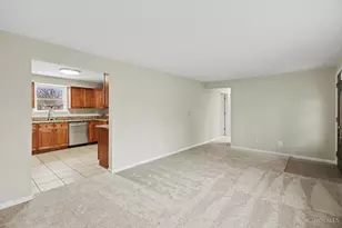 1244 Kent Dr, Miami Township, OH 45150 - Photo 4