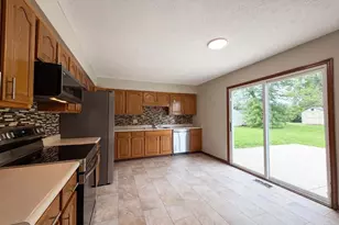 836 Walter Ave, Fairfield, OH 45014 - Photo 2