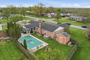 3910 Appletree Ct, Colerain Township, OH 45247 - Photo 2
