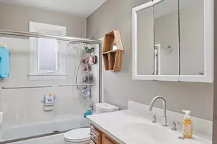 3910 Appletree Ct, Colerain Township, OH 45247 - Photo 20