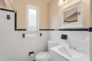 1512 Miramar Ct, Cincinnati, OH 45237 - Photo 18