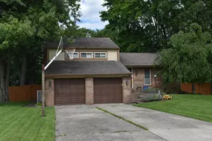 5803 Mt Vernon Dr, Milford, OH 45150 - Photo 2