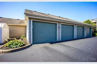 4921 N Arbor Woods Court #202, Green Township, OH 45248 - Photo 32