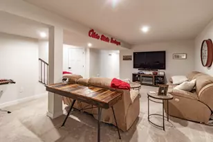 5807 Classicway Blvd, Hamilton Township, OH 45152 - Photo 22