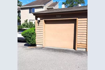 9362 Hunters Creek Drive, Blue Ash, OH 45242 - Photo 2