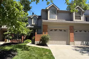 5268 Londonderry Dr, Sharonville, OH 45241 - Photo 2