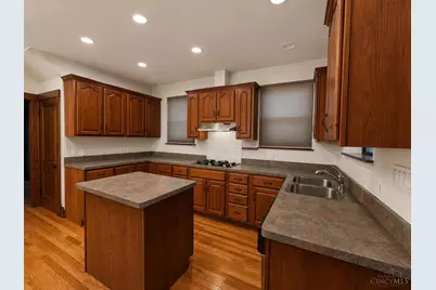 3047 Feltz Avenue, Cincinnati, OH 45211 - Photo 8