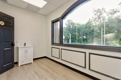10655 Springfield, Woodlawn, OH 45215 - Photo 2