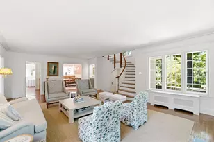 1340 Observatory Dr, Cincinnati, OH 45208 - Photo 6