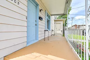 303 Walnut St, Elmwood Place, OH 45216 - Photo 2