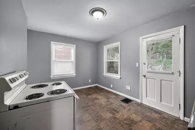 1723 Ashbrook Drive, Cincinnati, OH 45238 - Photo 18