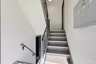 6155 Ridge Ave, Cincinnati, OH 45213 - Photo 4