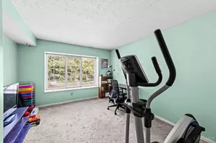9860 Regatta Dr, Colerain Township, OH 45252 - Photo 20