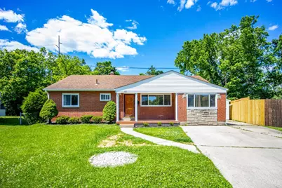 60 Beverly Court, Hamilton, OH 45013 - Photo 1