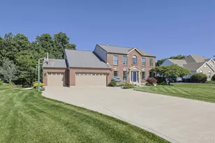 5585 Autumn Wynd Ln, Miami Township, OH 45150 - Photo 2