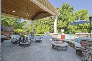 5585 Autumn Wynd Ln, Miami Township, OH 45150 - Photo 52
