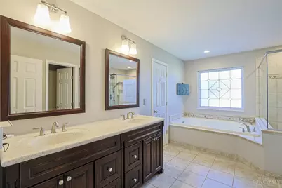 5585 Autumn Wynd Lane, Miami Township, OH 45150 - Photo 30