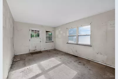 364 Ingram Road, Cincinnati, OH 45218 - Photo 8
