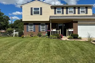 10938 Timberwood Ct, Sharonville, OH 45241 - Photo 2