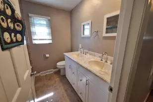 10938 Timberwood Ct, Sharonville, OH 45241 - Photo 32