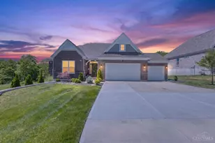 4994 Shadow Hawk Dr, Green Township, OH 45247 - Photo 2