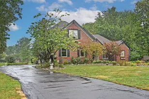 9570 Old Village Dr, Deerfield Township, OH 45140 - Photo 2