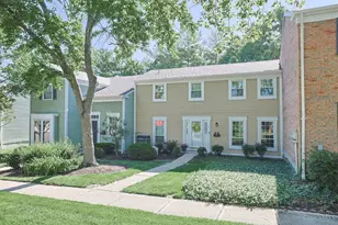 16 N Applewood Ct, Fairfield, OH 45014 - Photo 2