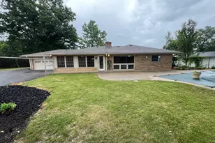 8575 Kentland Ct, Amberley, OH 45236 - Photo 2