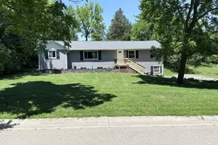 350 McKee Ave, Oxford, OH 45056 - Photo 1