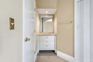 1 Moyer Pl, Cincinnati, OH 45208 - Photo 24
