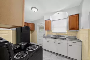 2204 Shasta Pl, Cincinnati, OH 45211 - Photo 10