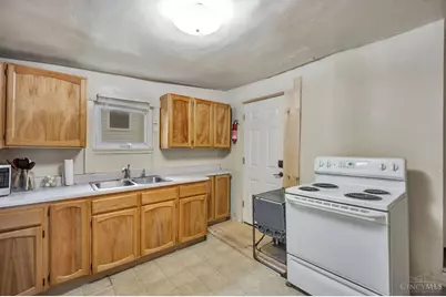 319 N Elm Street, Oxford, OH 45056 - Photo 12