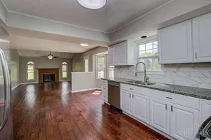 7497 Rolling Meadows Dr, West Chester, OH 45069 - Photo 10